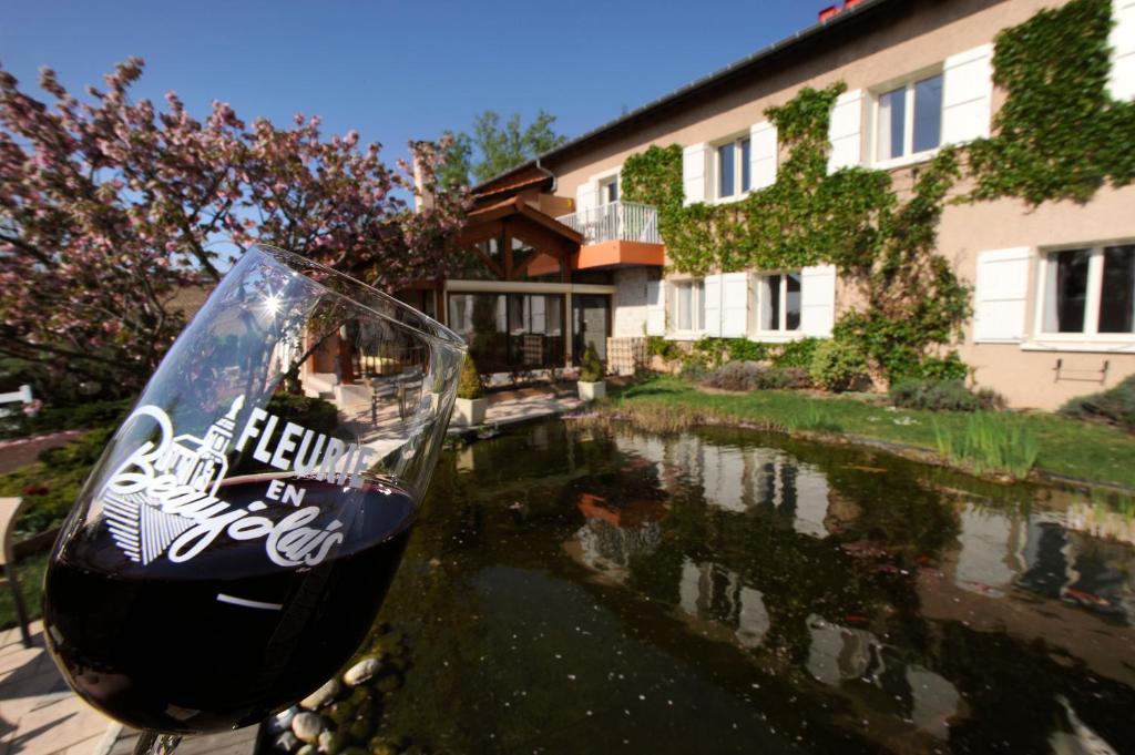 Logis Hotel Des Grands Vins Fleurie Εξωτερικό φωτογραφία